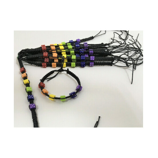 PULSERA DE HILO ORGULLO LGBT